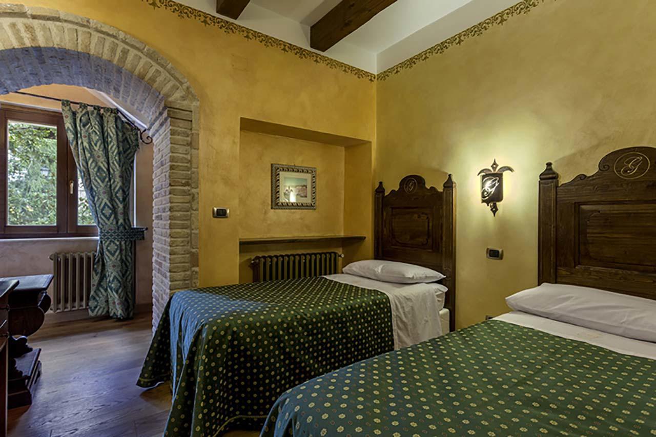 Hotel Guerrinuccio 切拉诺 外观 照片