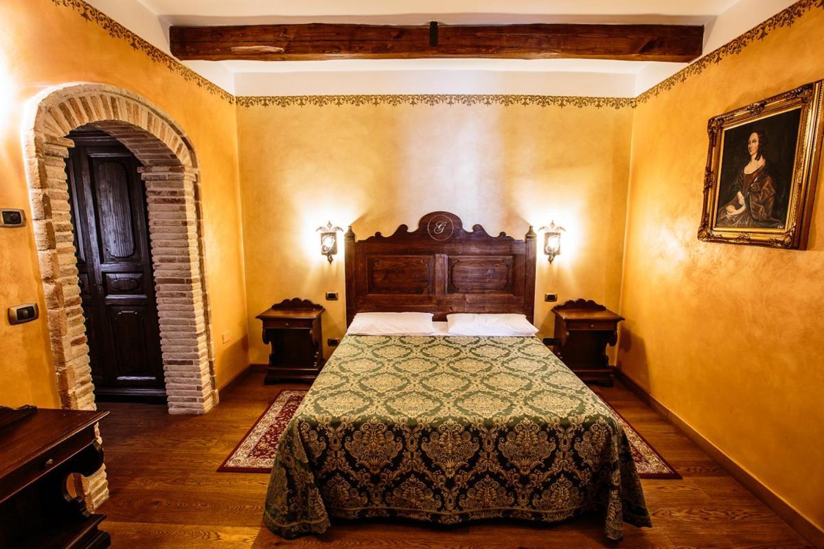 Hotel Guerrinuccio 切拉诺 外观 照片