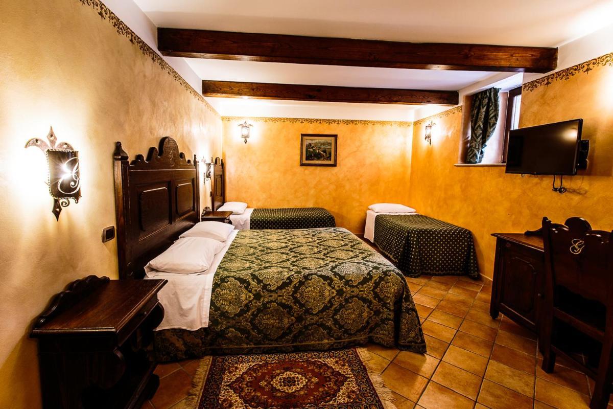 Hotel Guerrinuccio 切拉诺 外观 照片