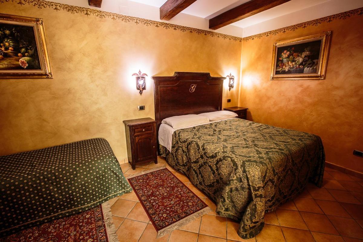 Hotel Guerrinuccio 切拉诺 外观 照片